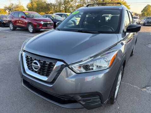 2019 Nissan Kicks S