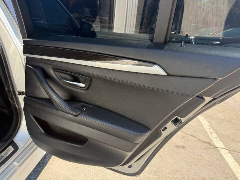 2012 BMW 5 Series 535i