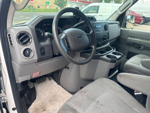 2014 Ford E-Series E-250
