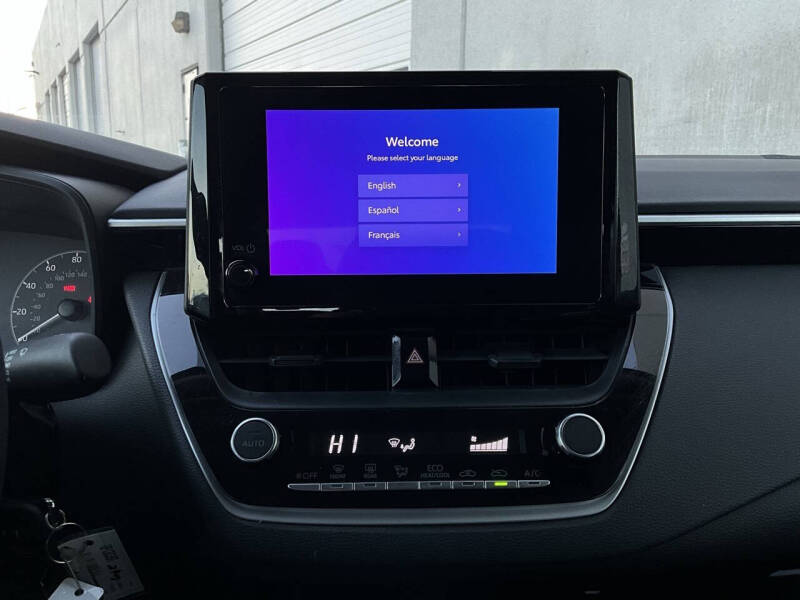 2024 Toyota Corolla LE