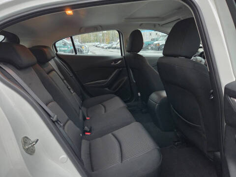 2014 Mazda MAZDA3 i Touring