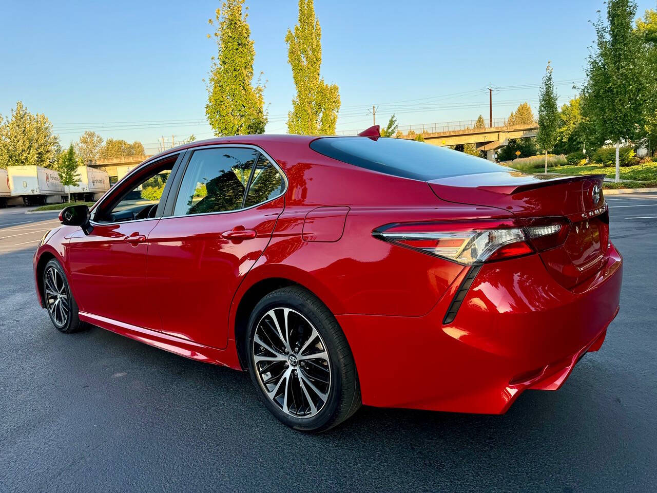 2019 Toyota Camry for sale at MISHA MASTER MOTORZ LLC in Portland, OR