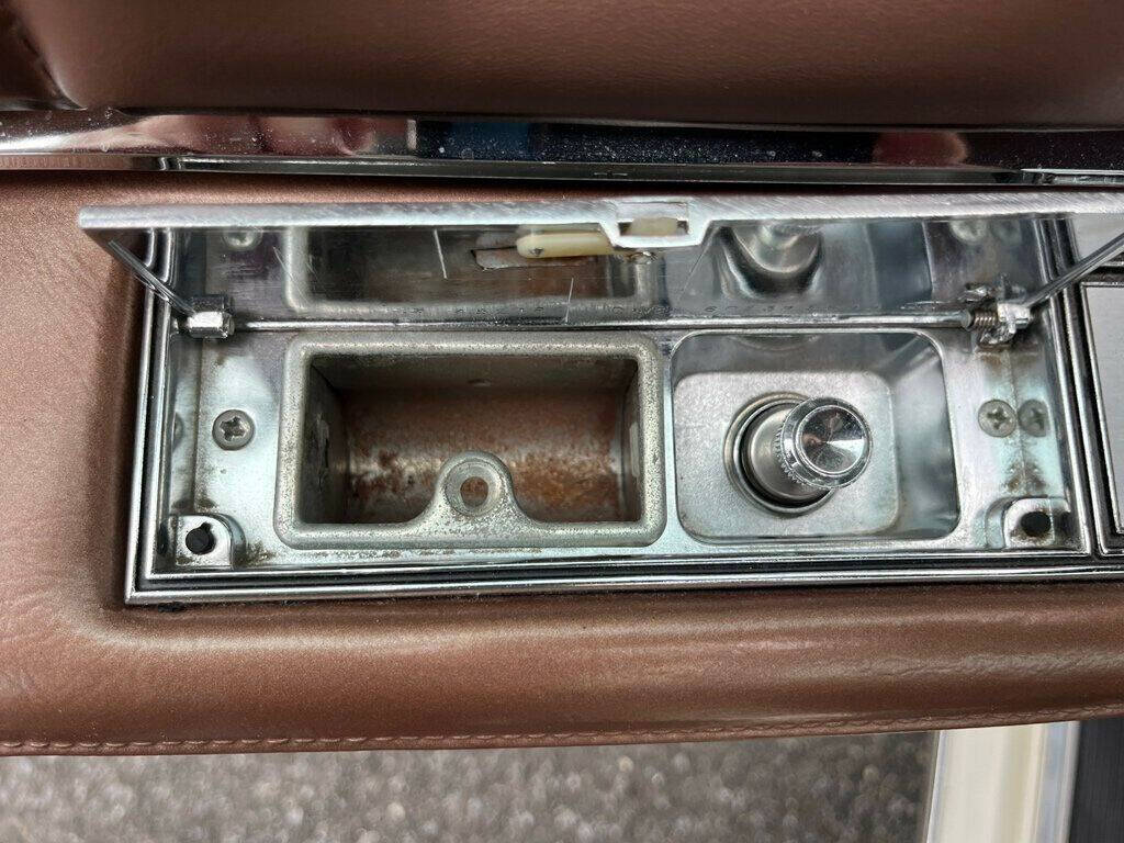 1976 Lincoln Continental 52