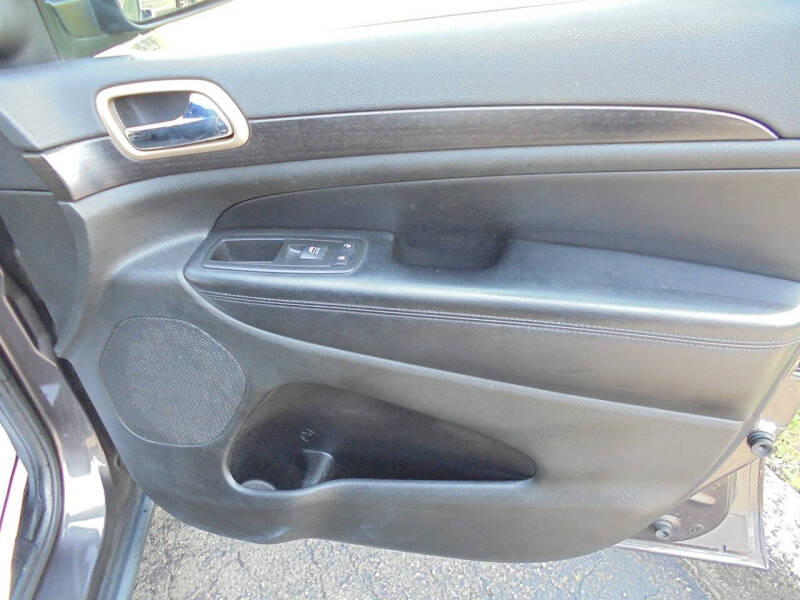 2015 Jeep Grand Cherokee Laredo