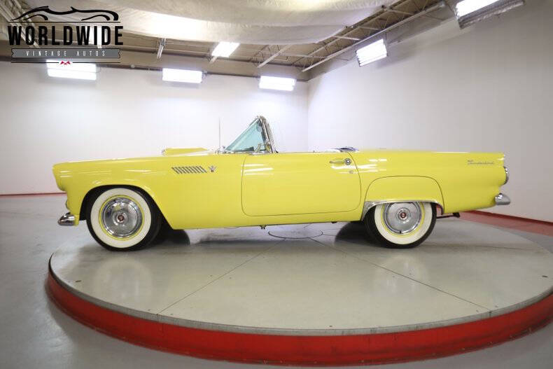 1955 Ford Thunderbird