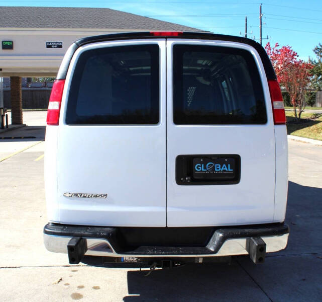 2018 Chevrolet Express 2500