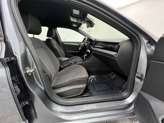 2025 Volkswagen Jetta Sport