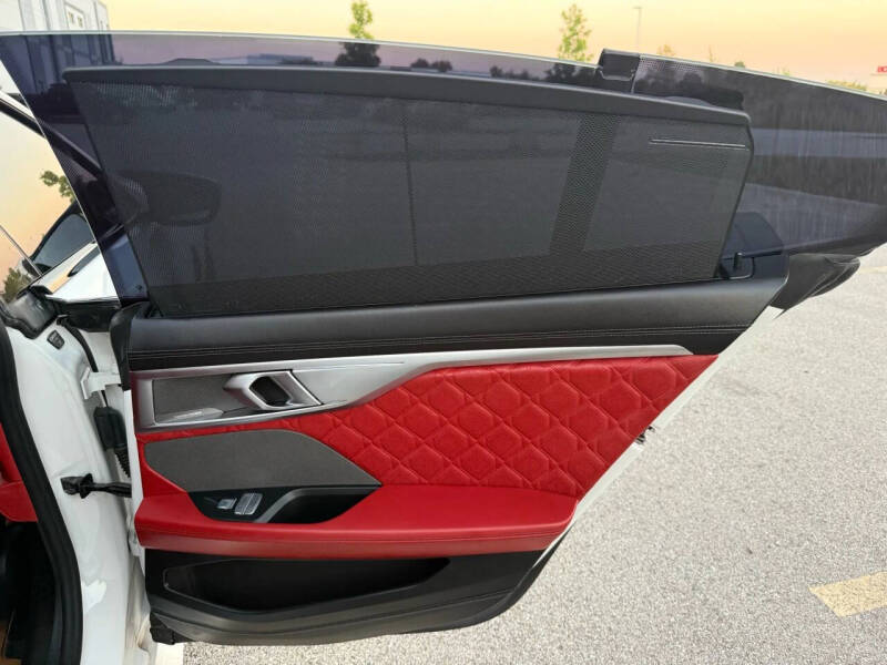 2022 BMW M8 Competition