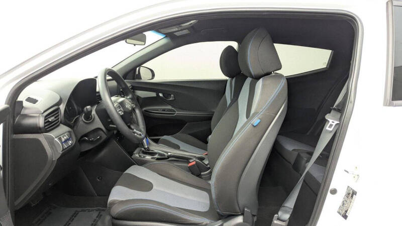 2019 Hyundai Veloster