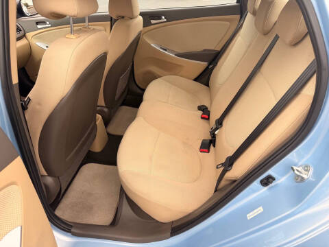 2014 Hyundai Accent GLS