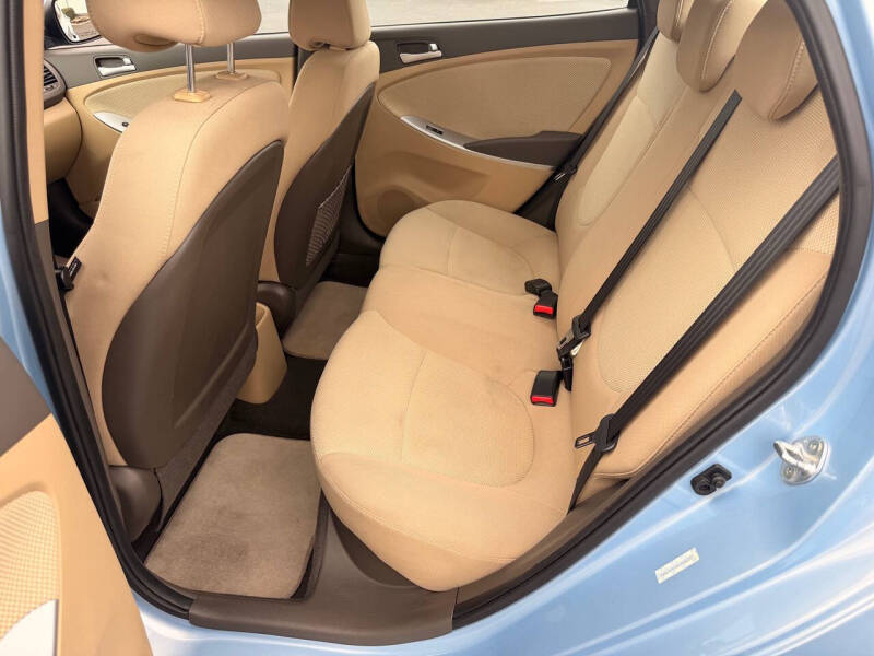2014 Hyundai Accent GLS