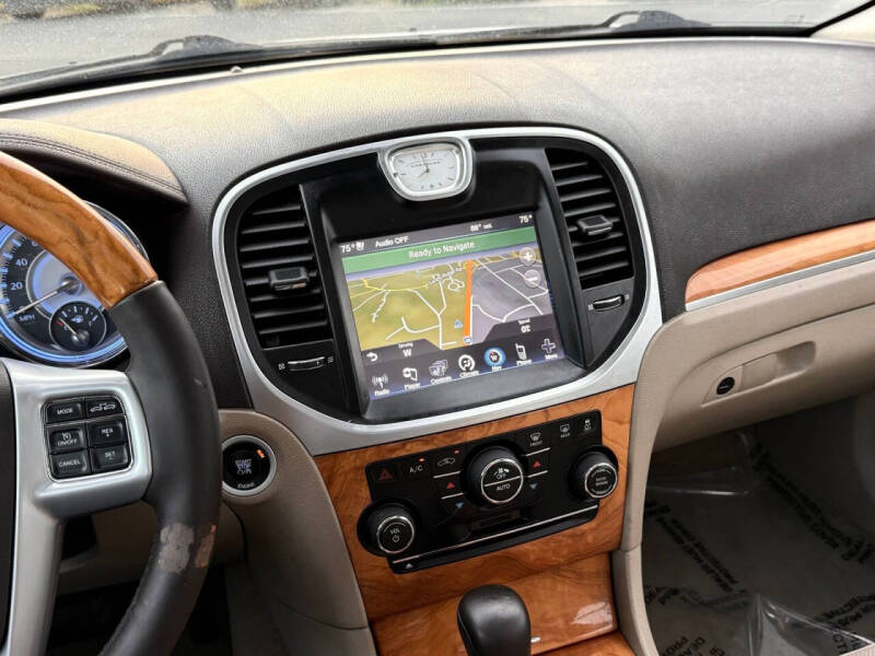 2014 Chrysler 300 C