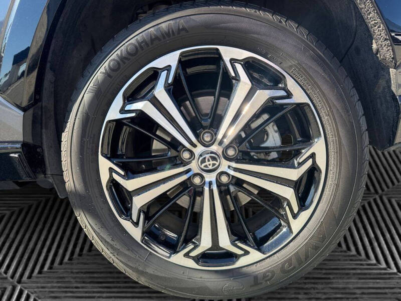 2024 Toyota RAV4 Prime XSE