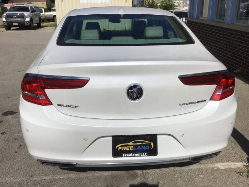 2017 Buick LaCrosse Essence