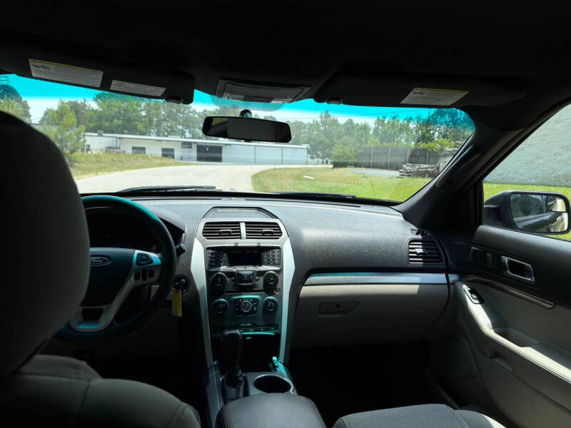 2014 Ford Explorer