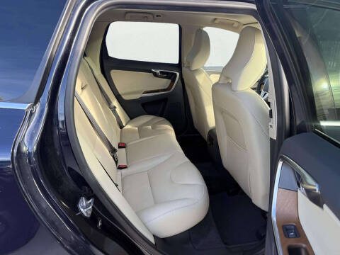 2017 Volvo XC60 T6 Inscription