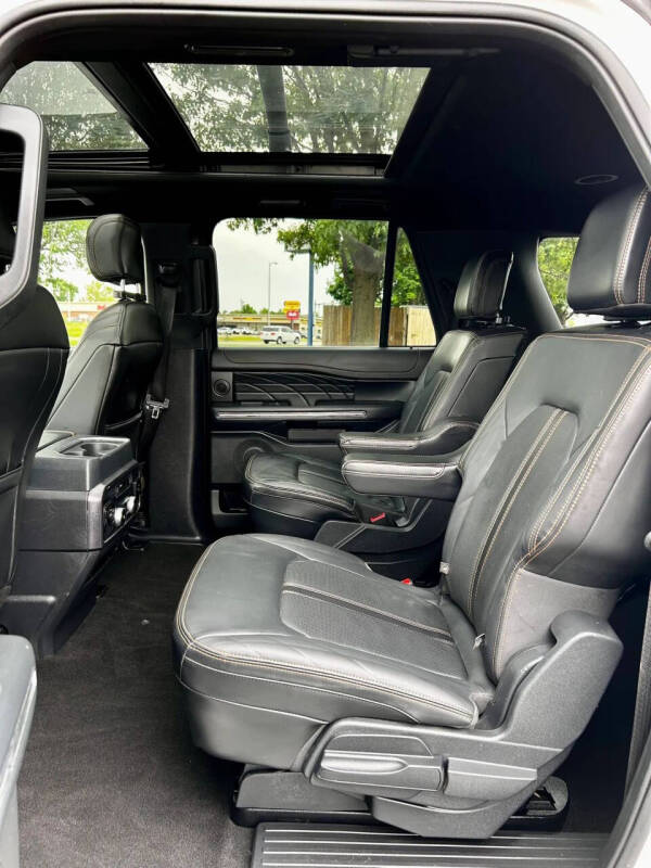 2023 Ford Expedition MAX Platinum