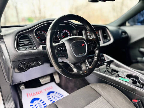 2018 Dodge Challenger SXT