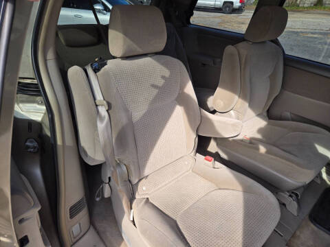 2006 Toyota Sienna CE 7 Passenger