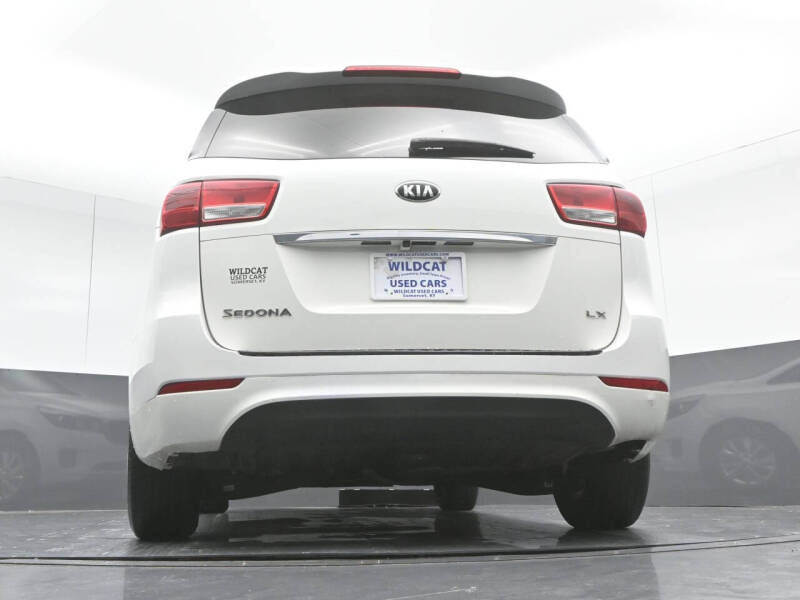 2017 Kia Sedona LX