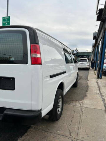 2016 Chevrolet Express 2500