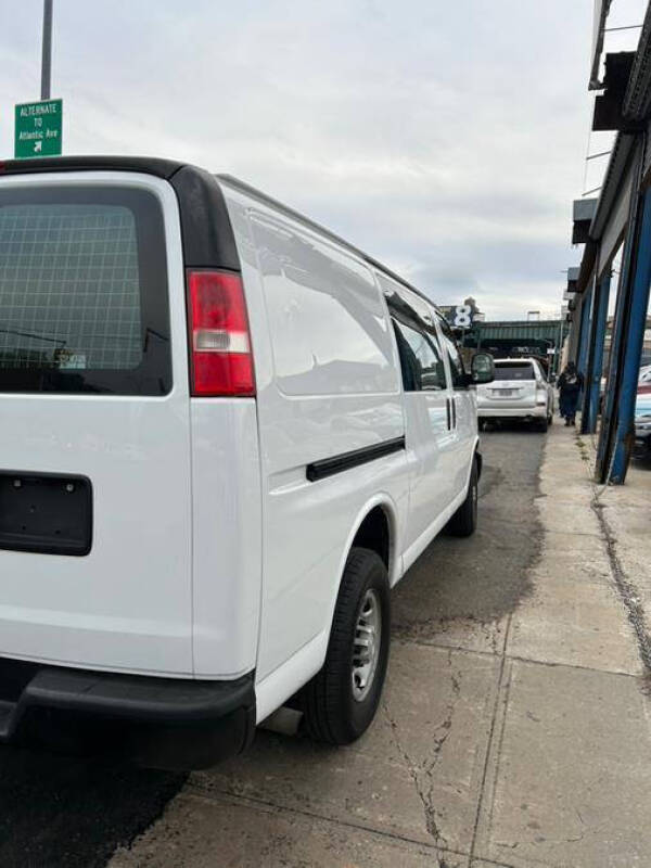 2016 Chevrolet Express 2500