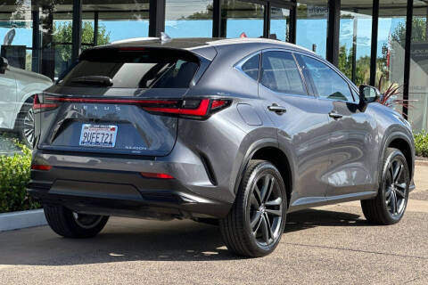 2025 Lexus NX 450h+