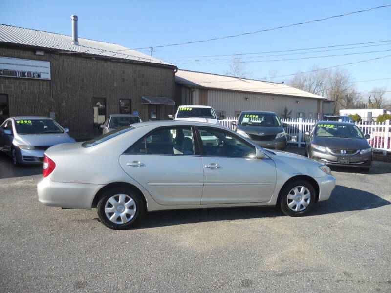 2003 Toyota Camry LE photo 2