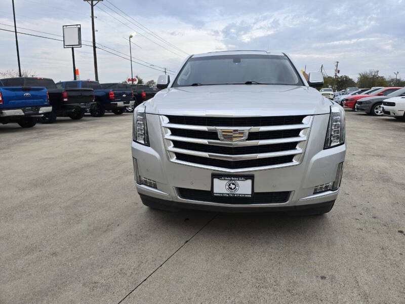 2017 Cadillac Escalade Base's photo