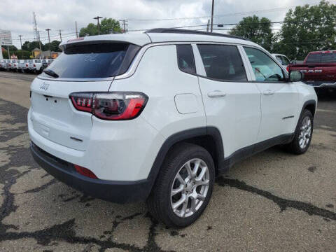 2024 Jeep Compass Latitude Lux