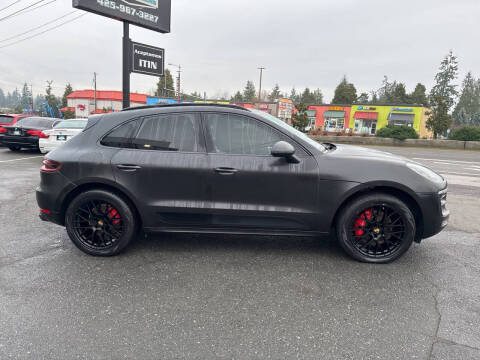 2017 Porsche Macan GTS