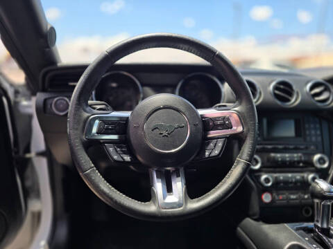 2016 Ford Mustang V6