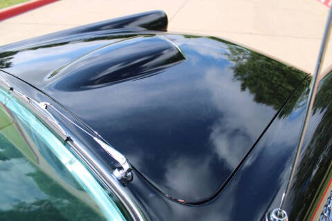 1956 Ford Thunderbird
