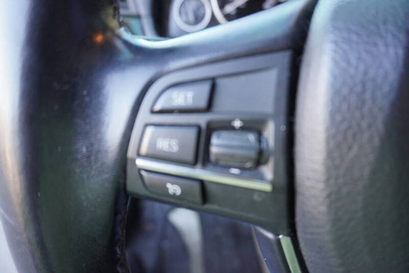 2015 BMW 5 Series 528i