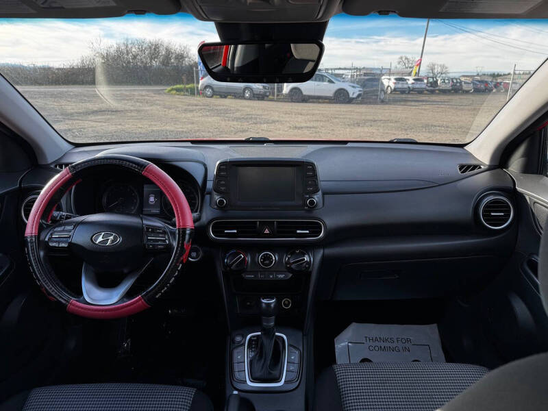 2020 Hyundai Kona SEL Plus