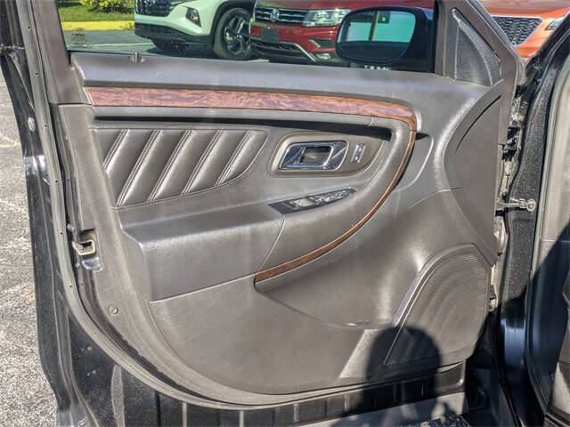 2015 Ford Taurus Limited