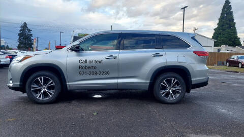 2018 Toyota Highlander for sale at Universal Auto Sales Inc in Salem OR