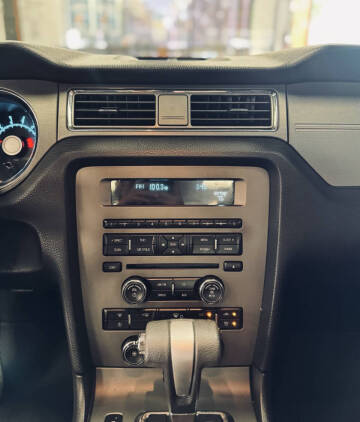 2010 Ford Mustang V6 Premium