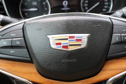 2017 Cadillac XT5 Platinum