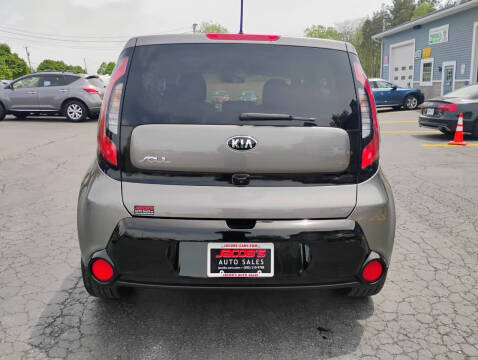 2016 Kia Soul +