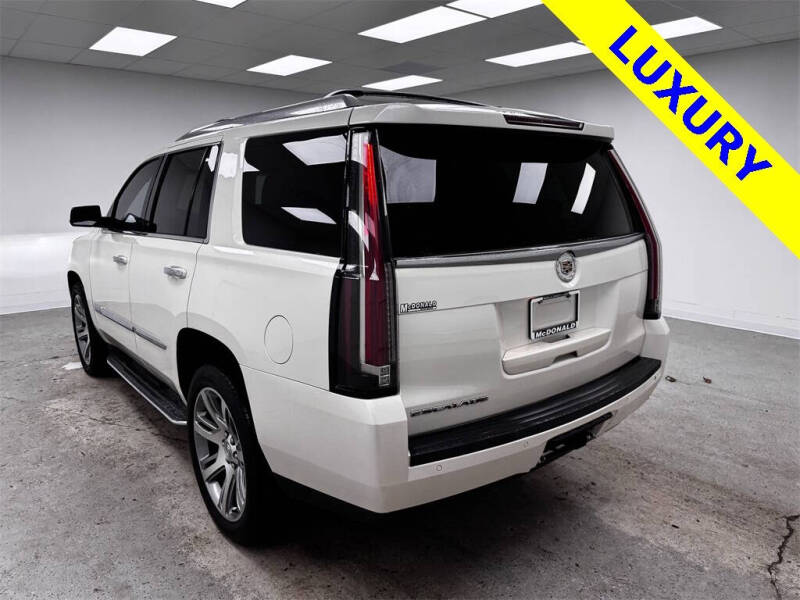 2015 Cadillac Escalade Luxury