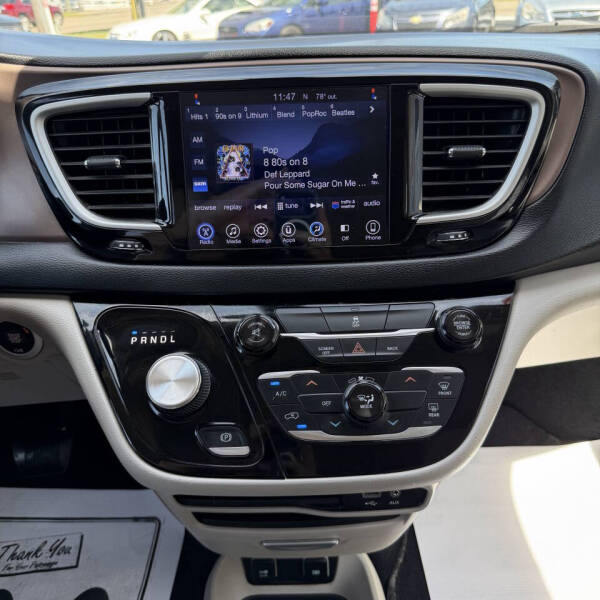 2017 Chrysler Pacifica Touring