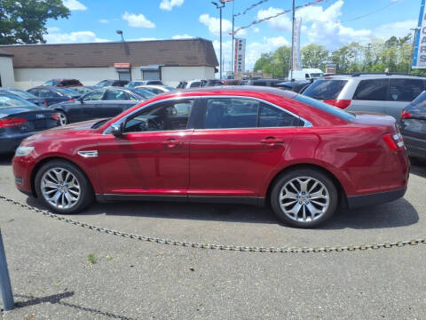 2013 Ford Taurus Limited