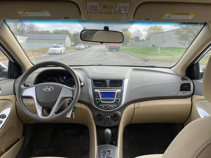 2014 Hyundai Accent GLS