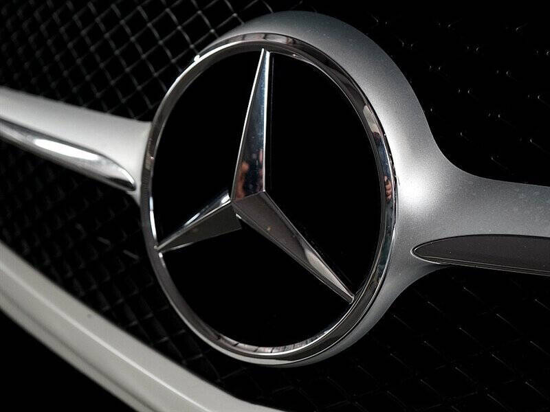 2015 Mercedes-Benz SL-Class 29