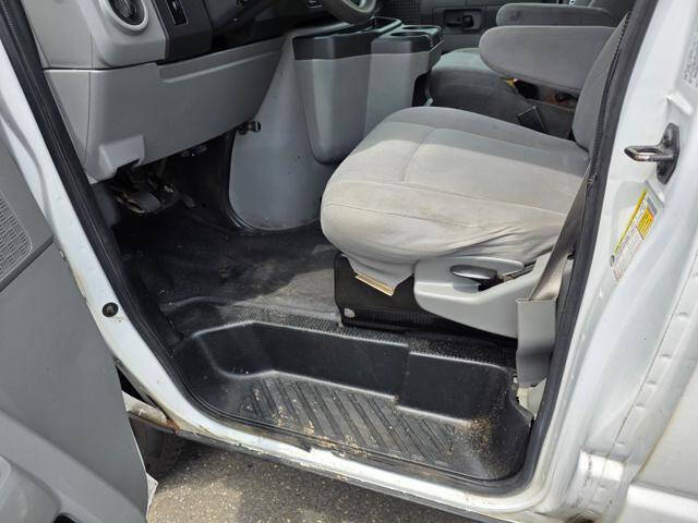 2012 Ford E-Series E-150