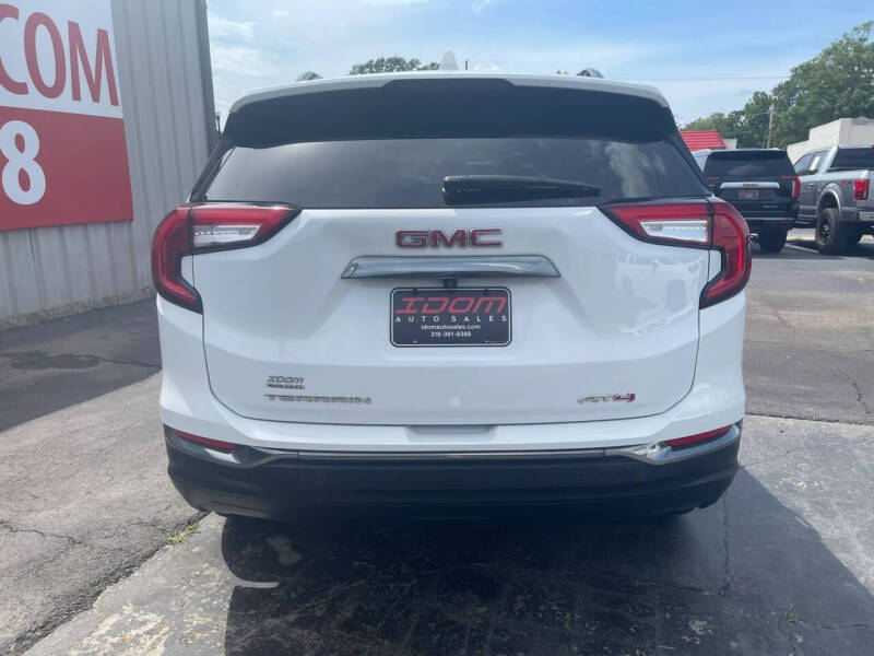 2024 GMC Terrain AT4