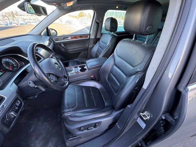 2012 Volkswagen Touareg