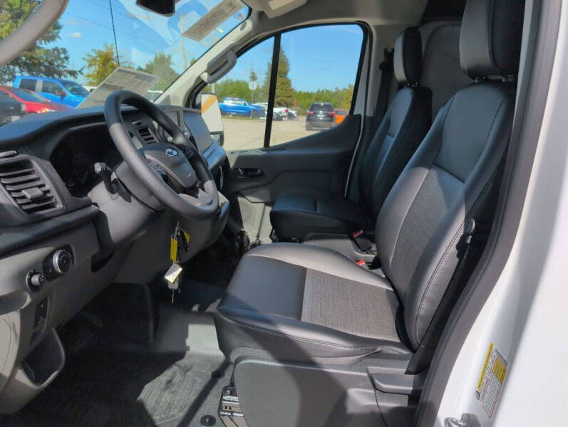 2025 Ford Transit