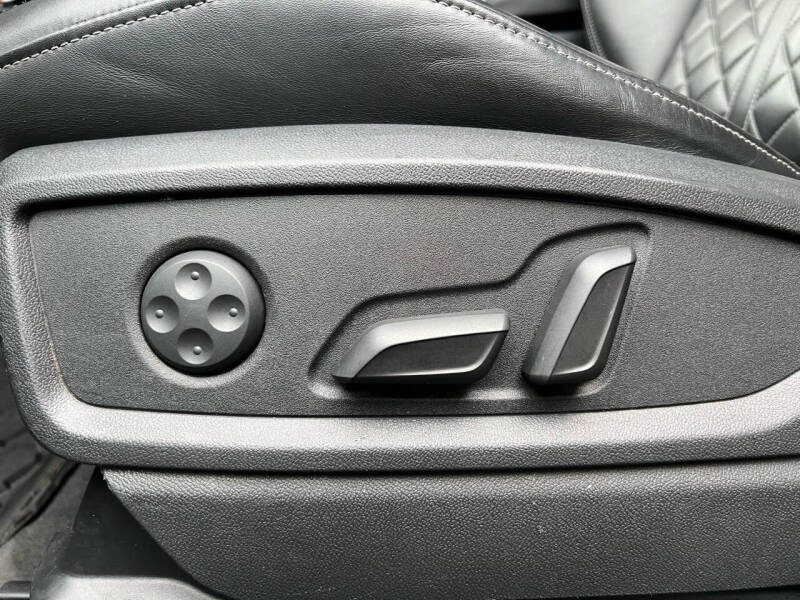 2018 Audi SQ5 3.0T quattro Premium Plus